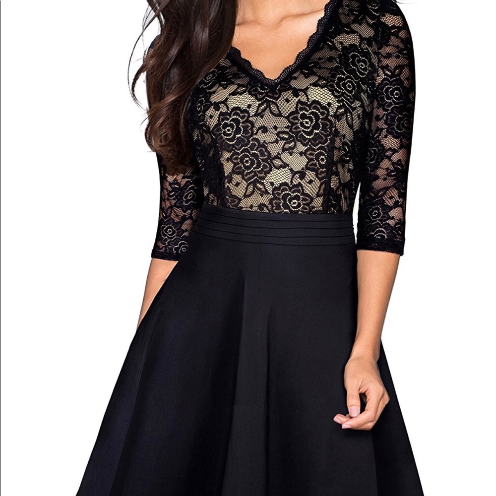 Chic V-Neck Lace Patchwork Flare Party Dress